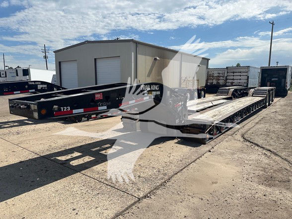 2018 Trail King 9 WIDE 55 TON LOWBOY, PONY MOTOR, AIR RIDE, FENDER
