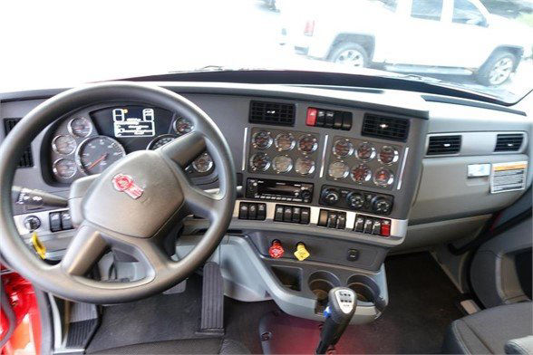 2022 Kenworth T880 - Dump Truck in Birmingham, Alabama - Stock