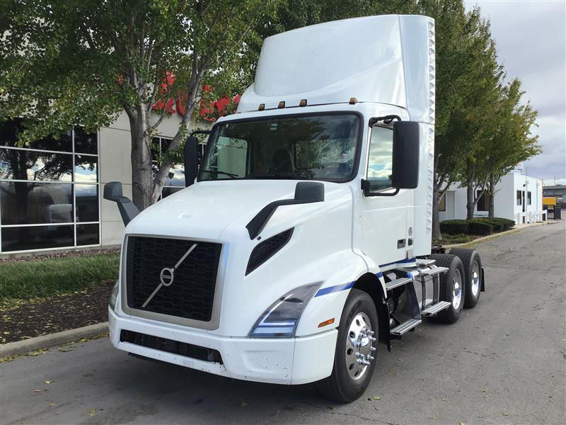 2020 Volvo VNR300