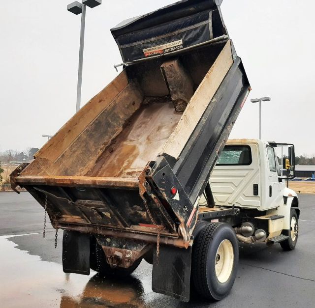 2015 International 4300 Dump 6 Spd - Dump Truck in Henderson, Tennessee
