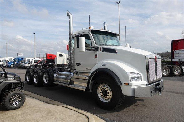 2022 Kenworth T880 - Conventional Daycab Truck in Birmingham, Alabama