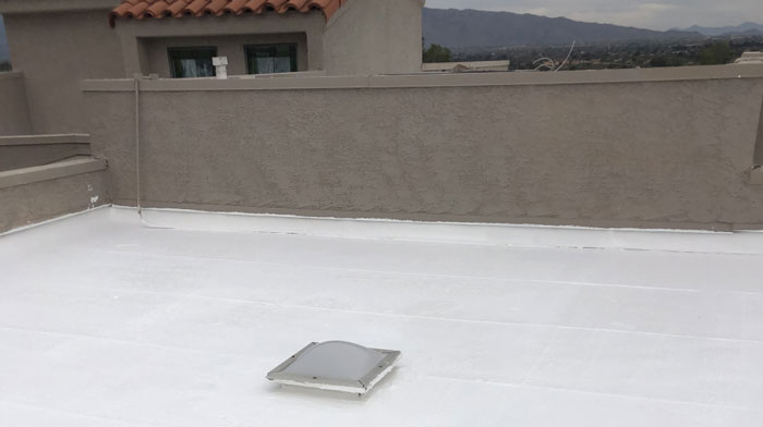 roofing contractor Tucson a Tucson roof benefiting from white roof coating