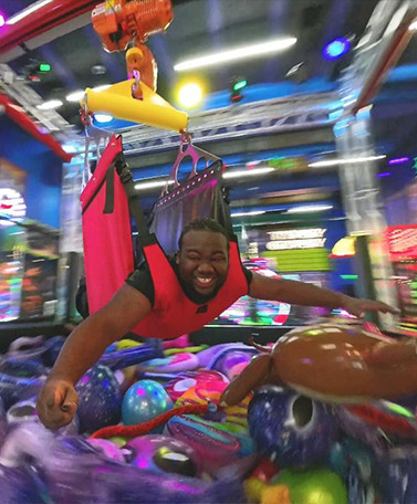 HUMAN CRANE GAME