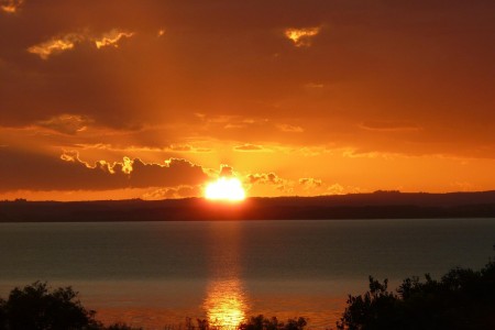 Atardecer sobre la Laguna Negra