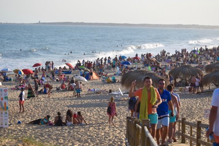 Playa del Barco en La Pedrera, la elegida por los jóvenes