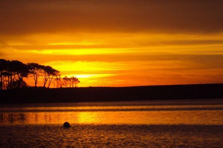 Atardecer sobre Laguna Garzón