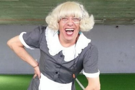 Petru Valensky en Café Concert en Chuy