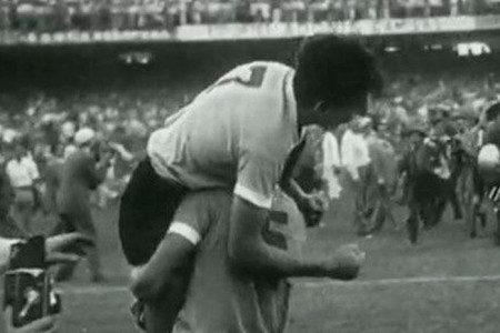 Uruguayos Campeones - Cine itinerante de invierno en Chuy