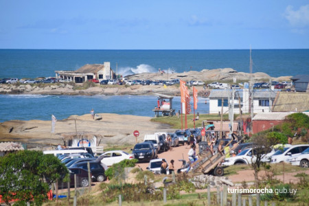 Diseño y Cultura Costera Sostenible en Punta del Diablo