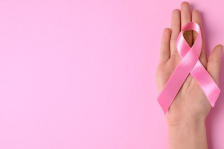 conversatorio lucha contra el cáncer de mama en Chuy
