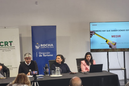 Sergio Antonio Herrera presentó su libro en la Casa del Turismo de Rocha