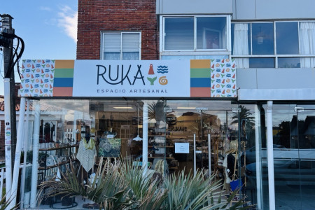 Ruka em La Paloma: Loja de Artesanato e Produtos Regionais de Rocha