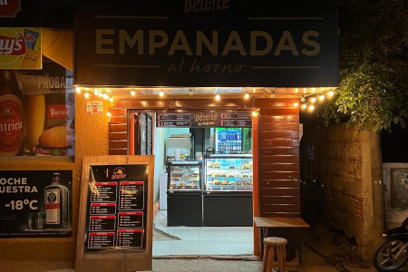 Empaloo, venta de empanadas en La Pedrea, La Paloma y Punta del Diablo