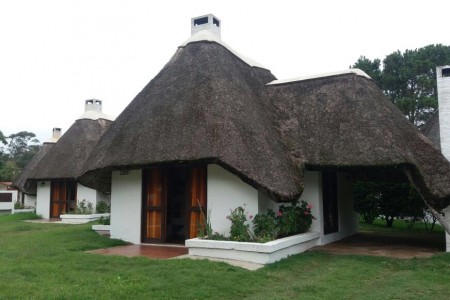 Cabañas y Bungalows La Pedrera