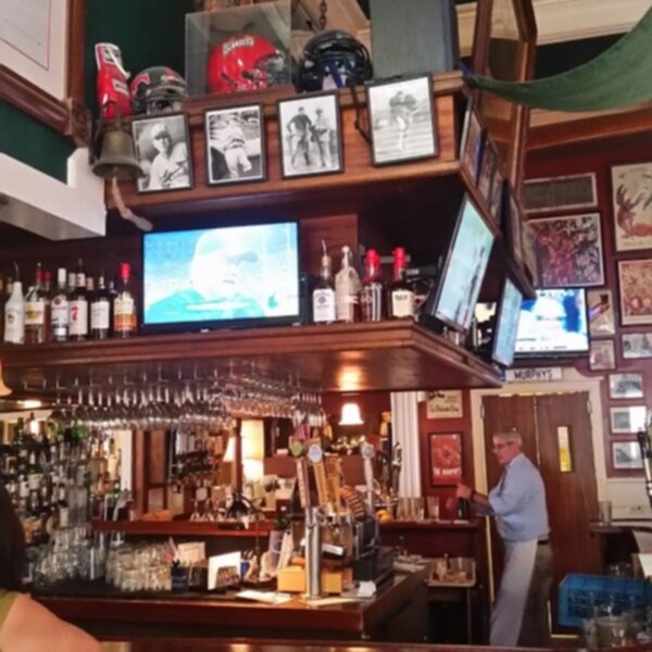 Murphy's Bar & Grill, Honolulu, HI, Seen On Diners, Driveins and Dives