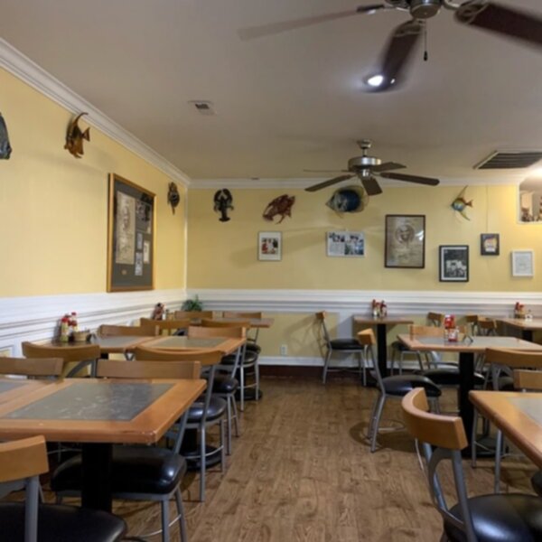 Buckshot’s Restaurant, McClellanville, SC, Seen On Bizarre Foods America