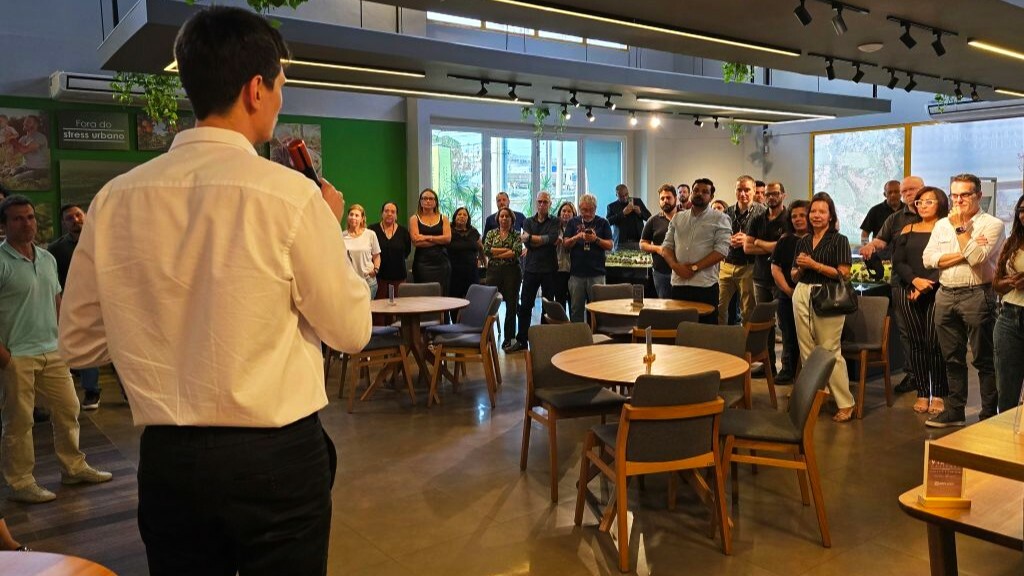 Applausi celebra o Dia do Corretor e comemora resultados expressivos em agosto