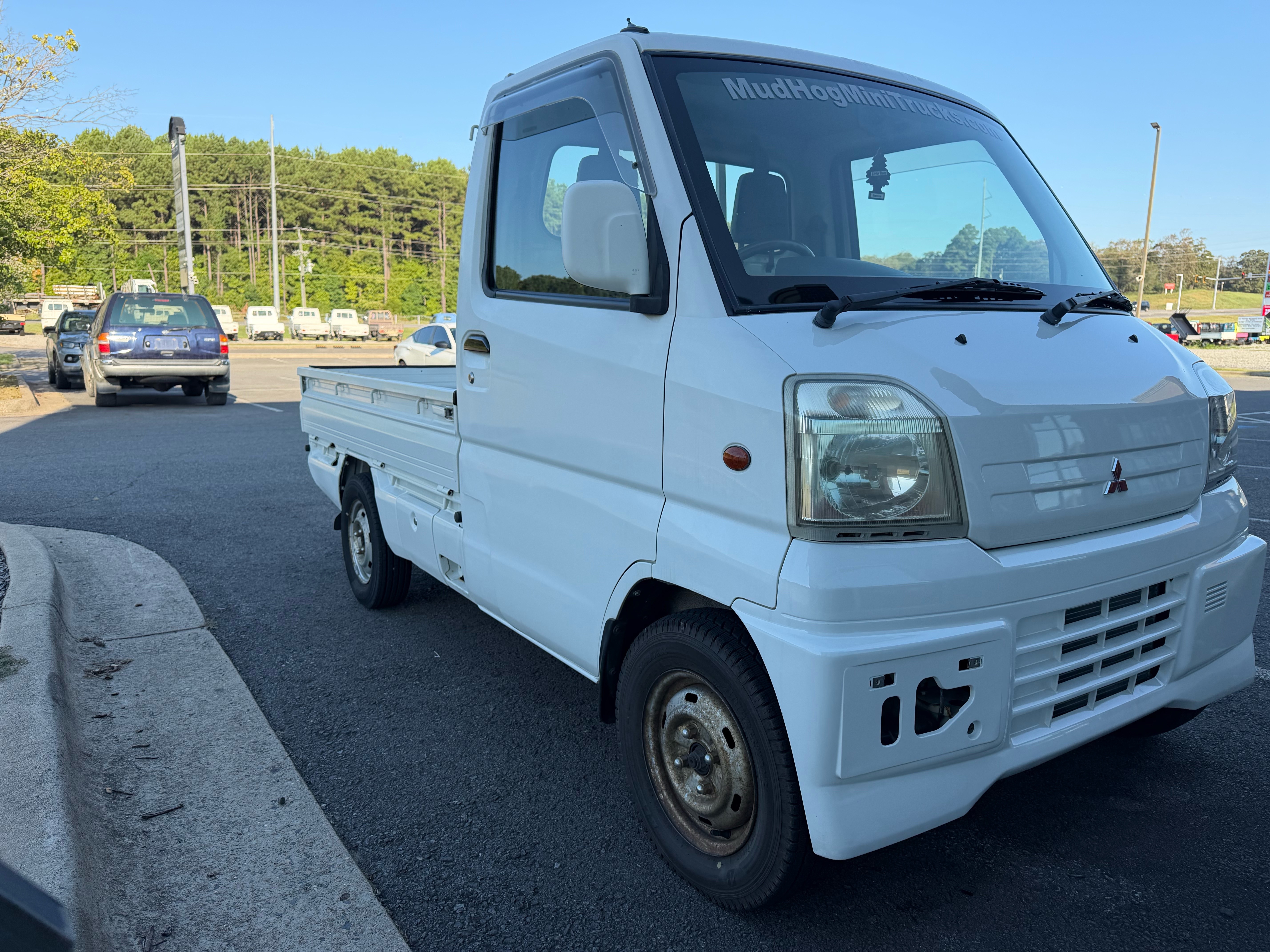 1999 Mitsubishi Minicab JDM car for sale — photo 11 of 12