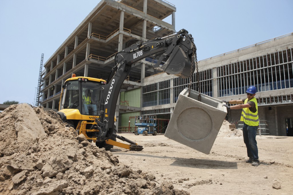 Backhoe Loaders: Equipment Spotlight | Underground Construction