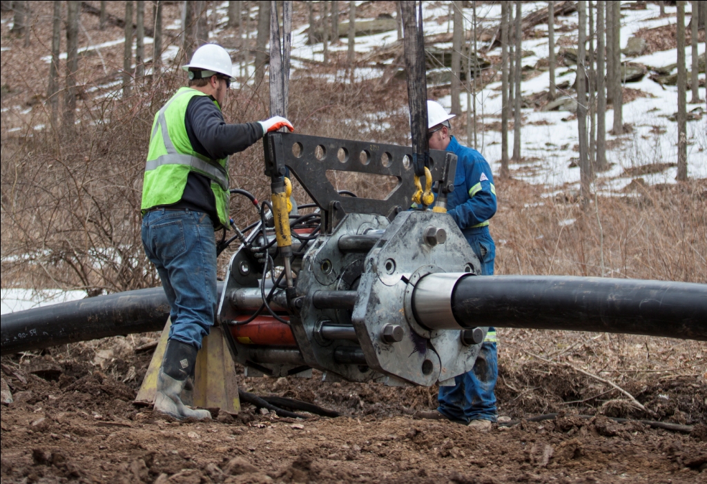 Extreme Pressure Water Line Using SteelEncased HDPE Pipe Receives