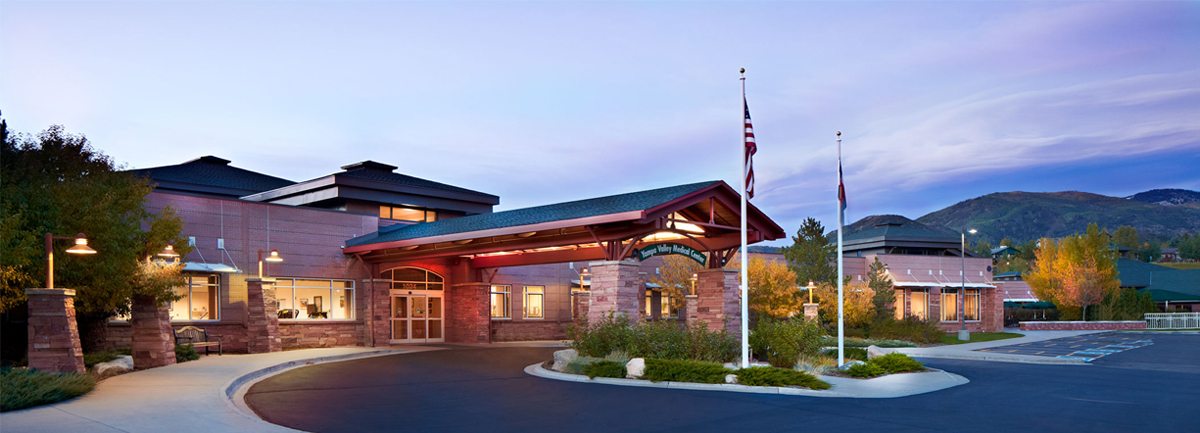 Photo of the front of Yampa Valley Medical Center.