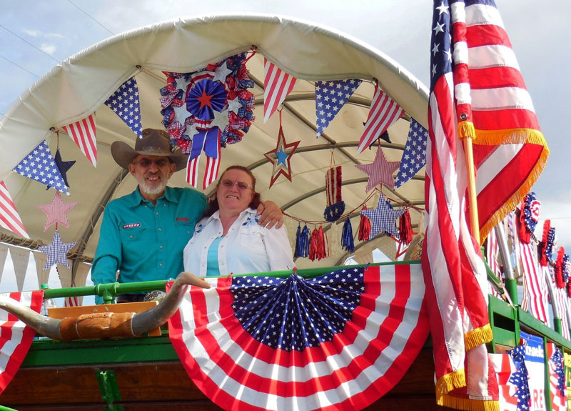 Jack and Tina Silva in their patriotic float.