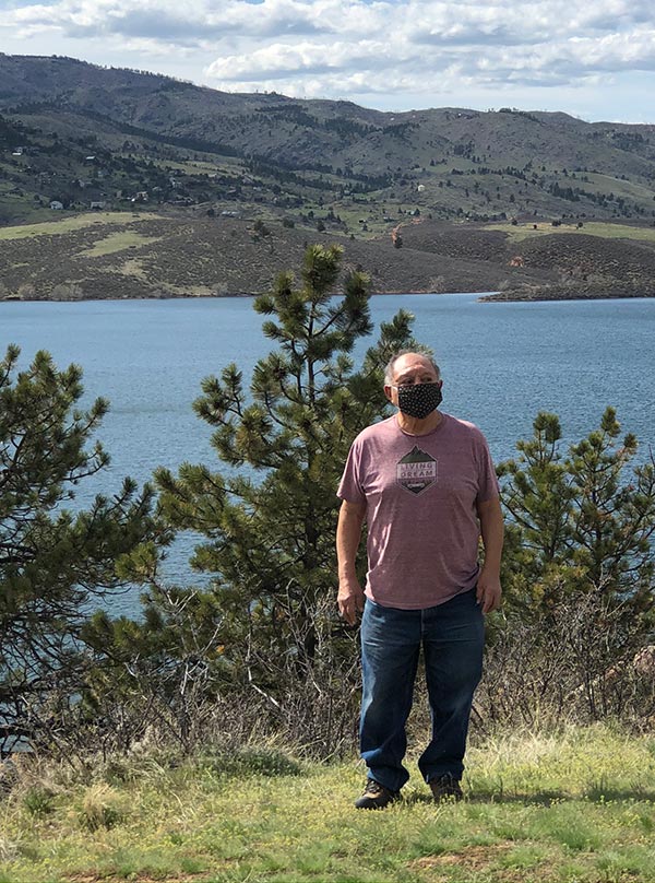 sam in front of horsetooth reservoir