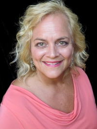 Alison Stoodley, LinkedIn Expert at Social Media Management | WiseIntro Portfolio