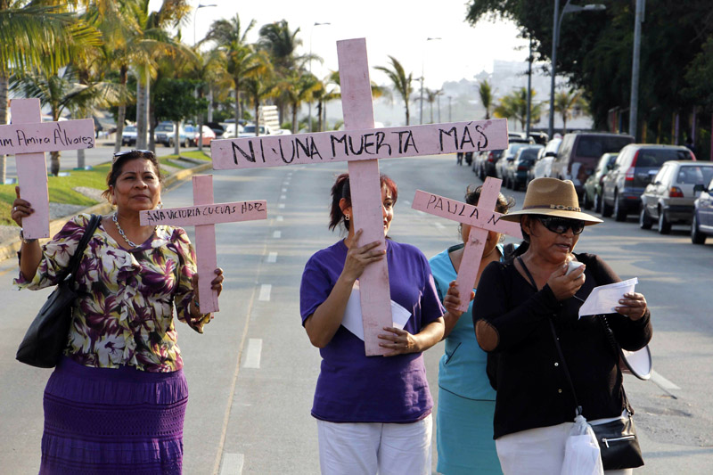 Protestas en contra de la violencia hacia las mujeres en Acapulco y ...
