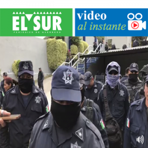 #Video Instante Continúa el paro laboral de policías estatales en el Cuartel Central en Chilpancingo