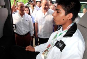 Los maestros que resultaron idóneos tienen preferencia sobre los que no presentaron el examen, dice la SEG
