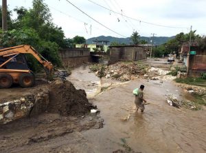 Reportan 200 viviendas inundadas en Acapulco