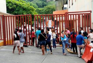 Detenidos, tres custodios por su presunta responsabilidad en ataque a reos en Las Cruces