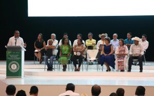 Programa para ayudar a reconstruir el tejido social