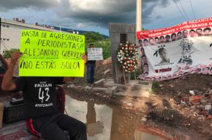 Acción global por Ayotzinapa en Iguala y solidaridad