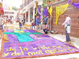 Claman por la paz en la principal fiesta religiosa de Tlapa