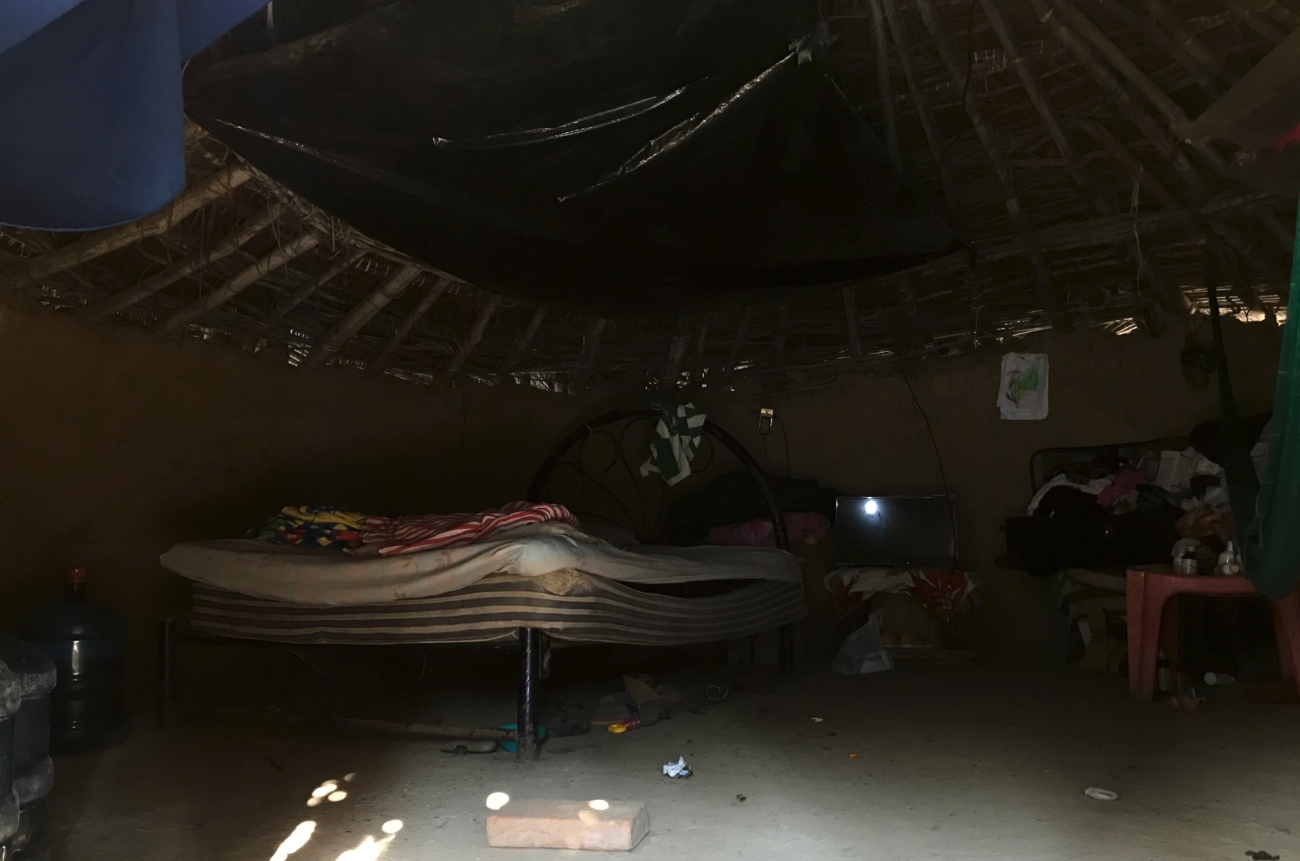 Tecoyame, Oaxaca. Interior del último redondo de la Costa Chica de Guerrero y Oaxaca, que se encuentra en la comunidad de Tecoyame y desde hace 73 años se mantiene firme al paso de huracanes y temblores. Foto: Lenin Ocampo Torres