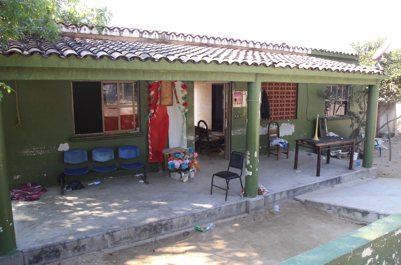 La comandancia de la Policía Comunitaria de la Coordinadora Regional de Autoridades Comunitarias (CRAC) de los Bienes Comunales de Cacahuatepec, en La Concepción, municipio de Acapulco, luego de la irrupción de policías estatales y ministeriales el domingo. Foto: Carlos Alberto Carbajal