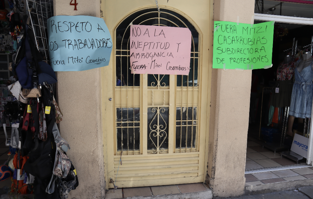 Uieg Solicitan maestros por escrito la intervención de la gobernadora en el ...