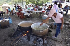 Reanudan diálogo comuneros de Mezcala con los representantes de la minera canadiense