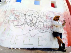 Ocupan activistas la fachada de Ciudad Universitaria