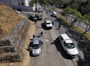 Más violencia tras El Parotal; un civil muerto y cuatro lesionados en balacera con militares en Coyuquilla