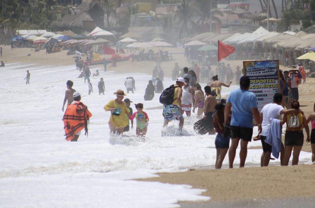 La ocupación hotelera en Acapulco fue de 67.3 por ciento este lunes ...