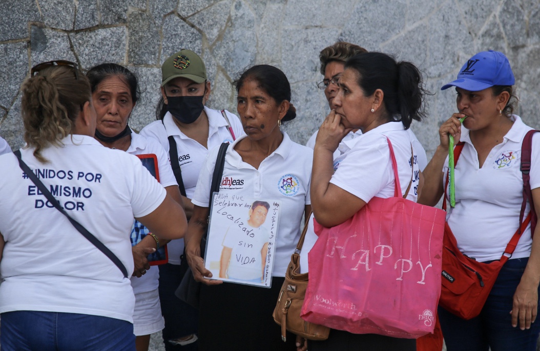 Marchan madres en la Costera por el 10 de mayo; reclaman la aparición ...
