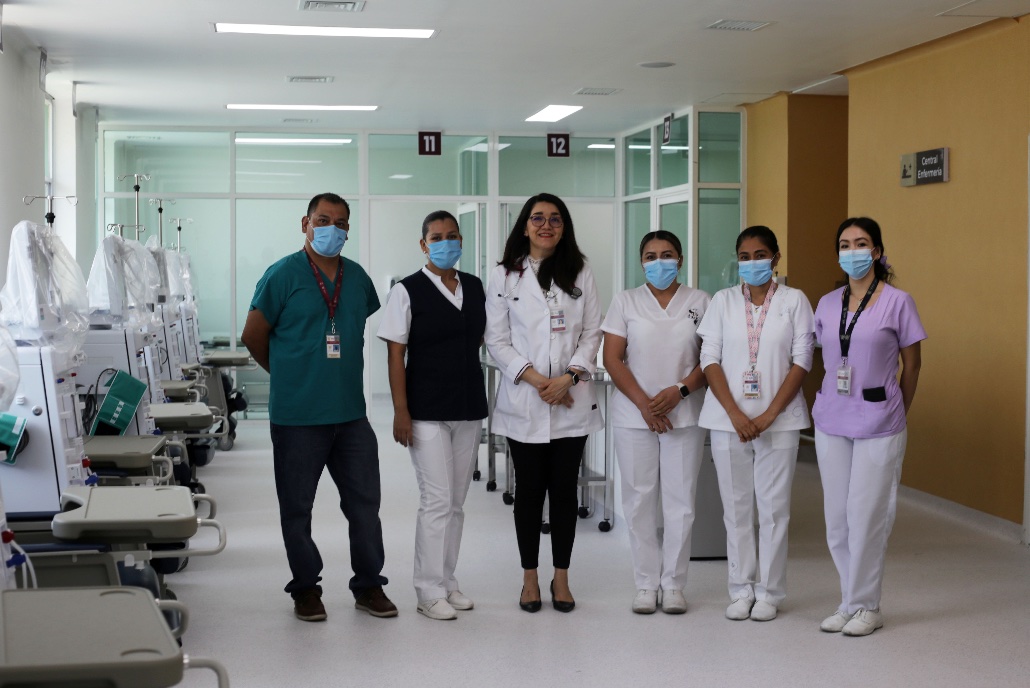 Tania Leticia Tello Divicino Hemodiálisis hospital Raymundo Abarca ...