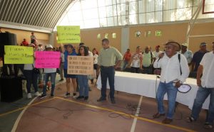 Boicotean mestizos asamblea comunitaria en Ayutla