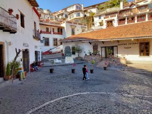 Seguirá Taxco sin transporte hasta que haya seguridad, advierten choferes y concesionarios