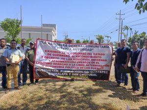 Tramitan amparo promotores de municipios indígenas y afros contra el Congreso local