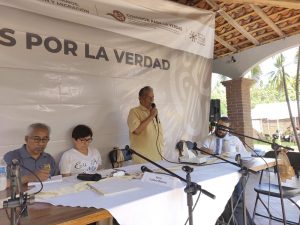 No se localiza a víctimas ni se reparan daños, reclaman familiares; piden reunión con AMLO