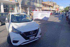 Continúa la protesta de Educación Especial; se movilizan en la capital y Costa Grande